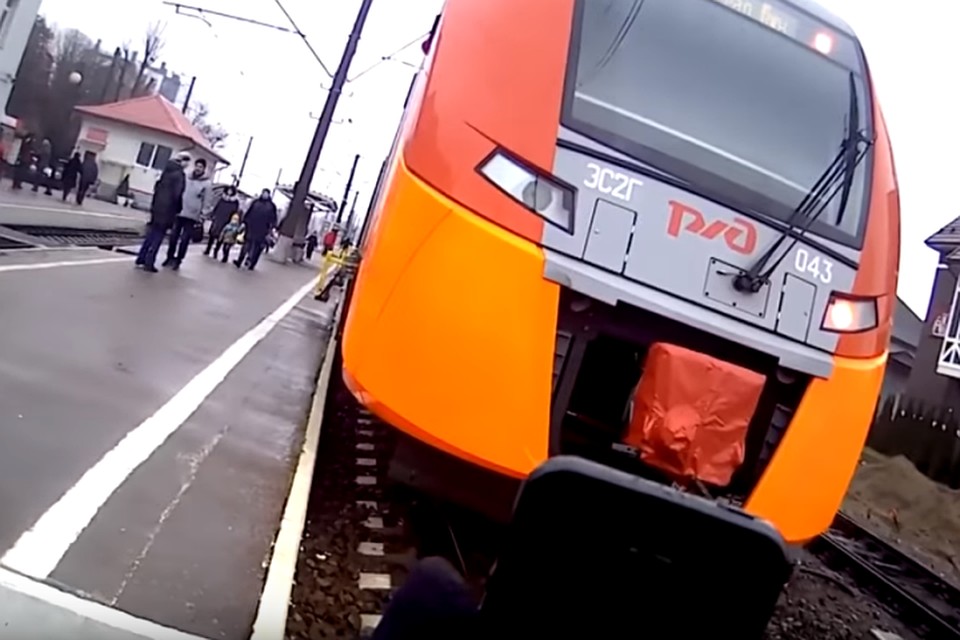 Кадр из видео юного зацепера.