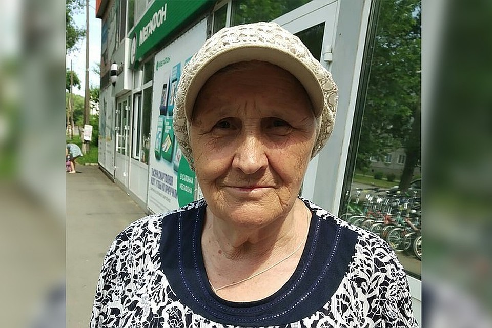 С Надежды Денисовны будут удерживать каждый месяц полпенсии до полного погашения долга