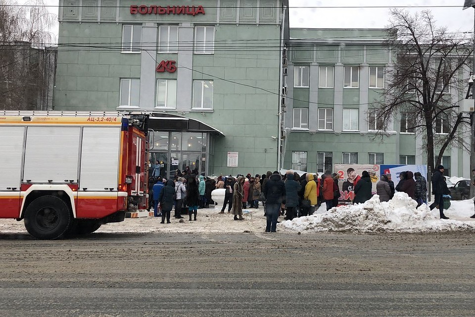 В Самаре "минируют" больницы. Фото очевидца