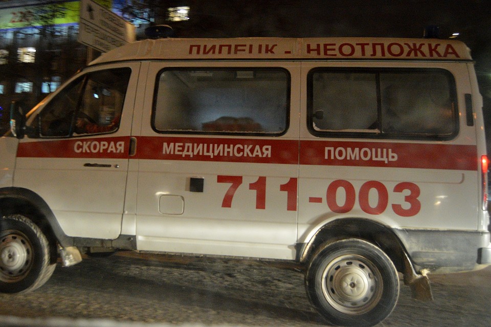 "Скорая" застряла в снегу