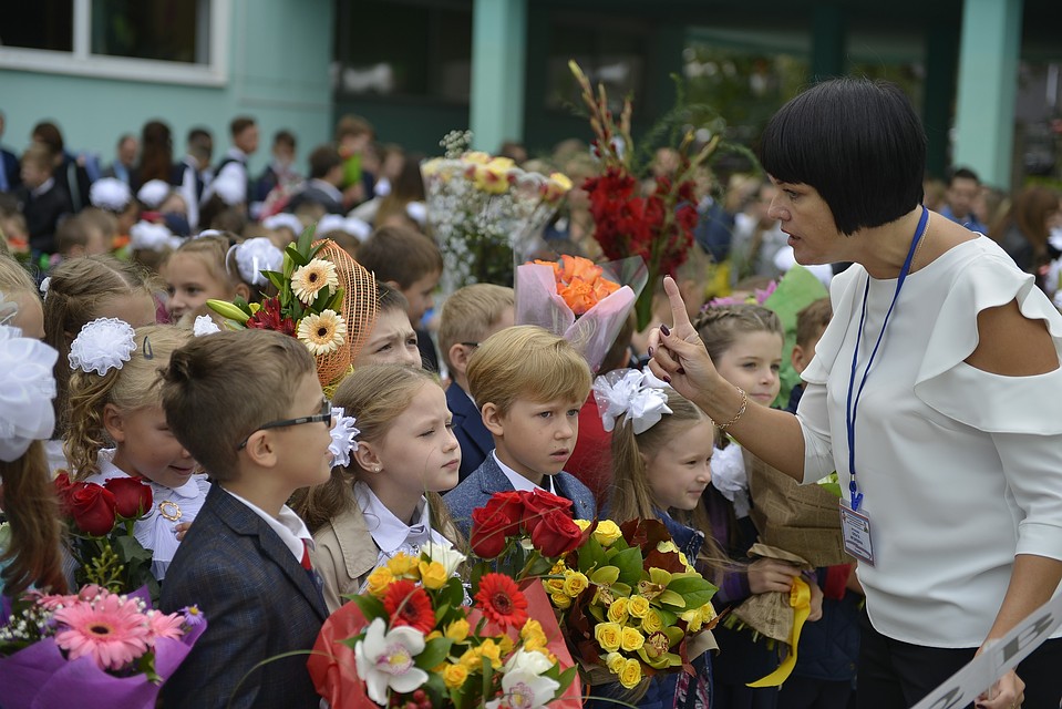 Мама девочки жалуется на грубость учительницы не впервые