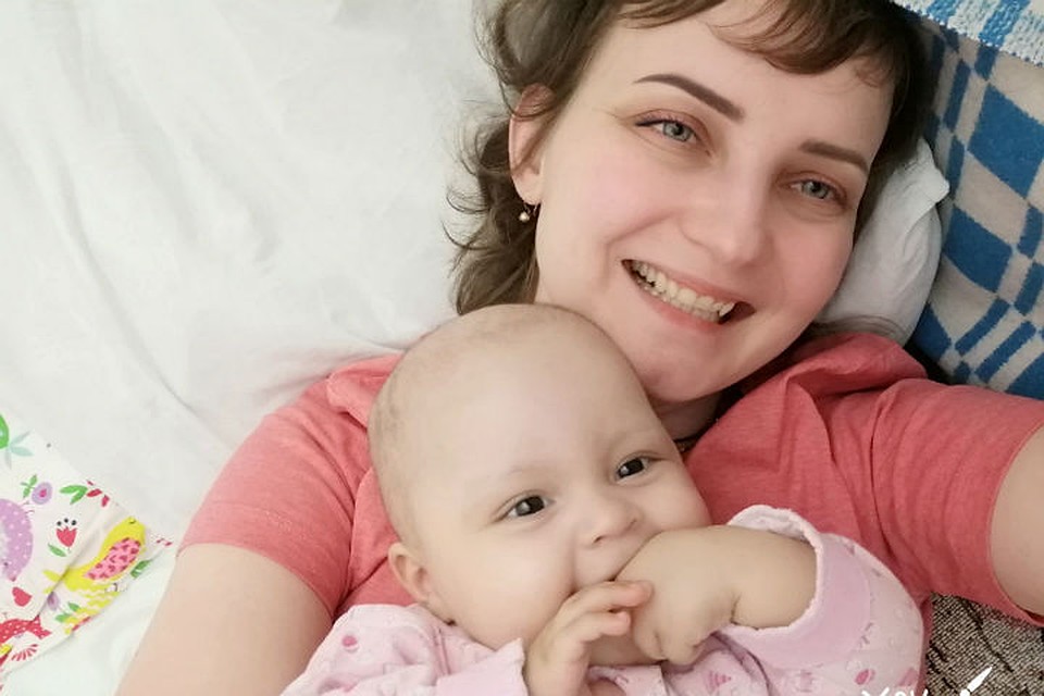 Светлана Гвоздева и ее малышка Дашенька. Фото: предоставлено Светланой Гвоздевой.