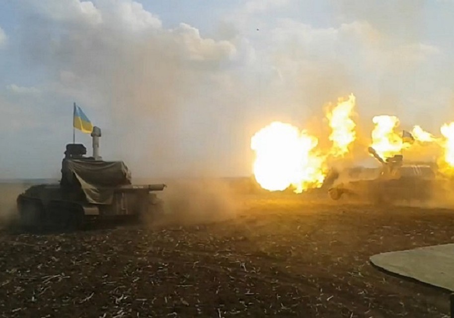 ВСУ продолжают обстреливать ДНР