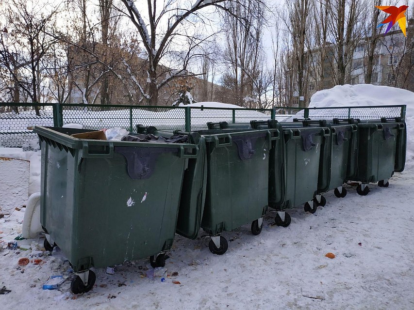На Азина установят новые мусорные баки