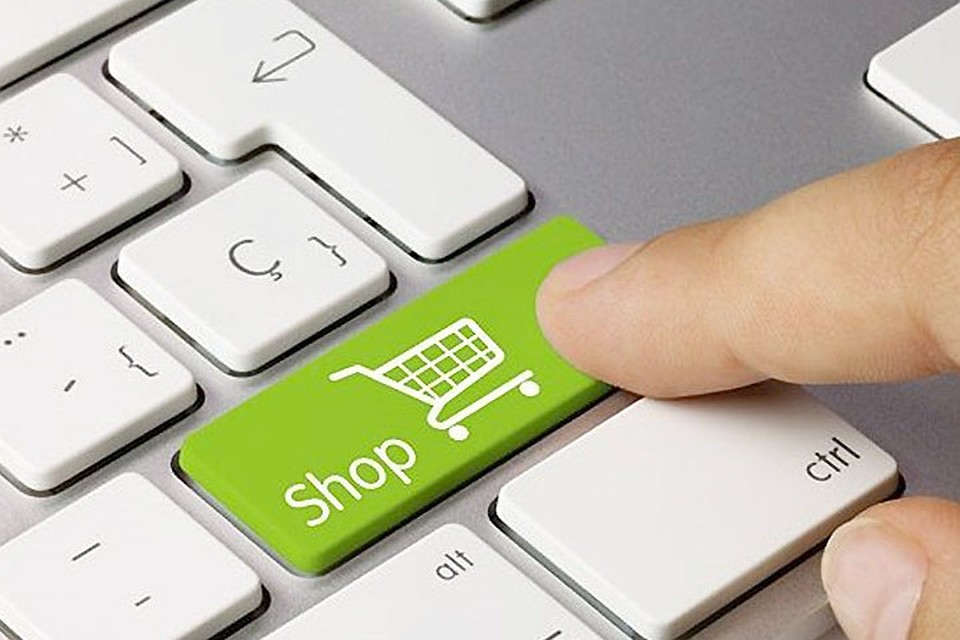 В Эстонии рекордными темпами растут продажи продуктов питания и товаров первой необходимости через Интернет. Фото: с сайта Inshe.tv