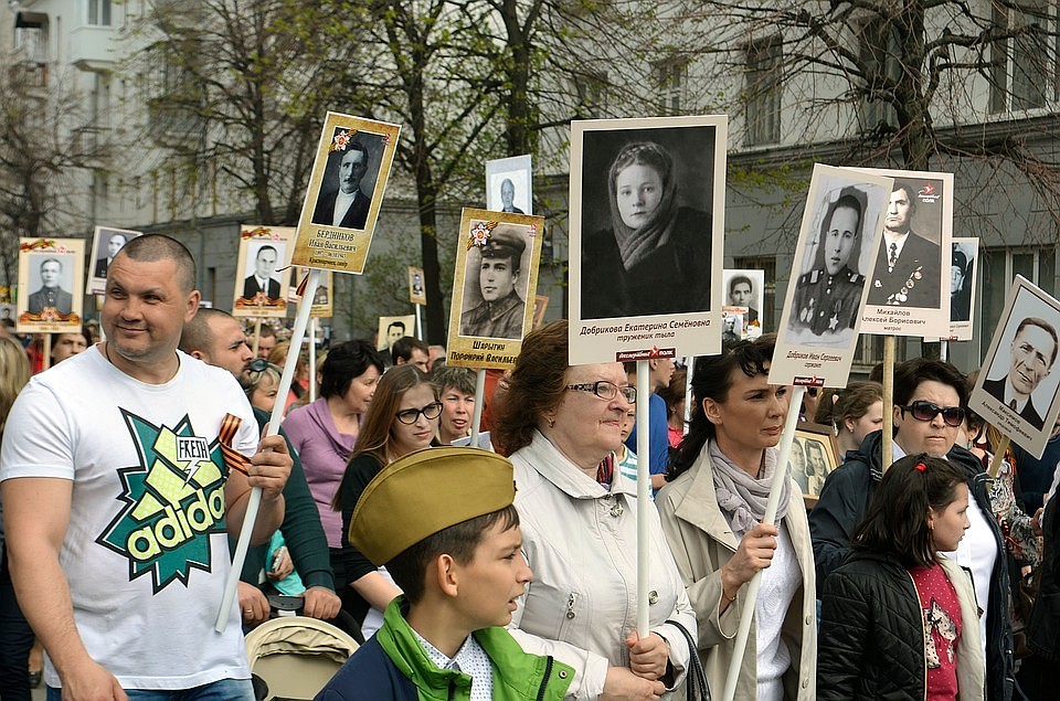 Самыми массовыми акциями вот уже несколько лет подряд являются «Бессмертный полк» и «Волонтеры Победы»