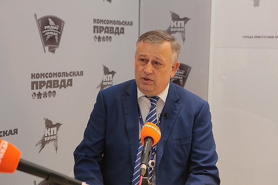 Александр Дрозденко в тренде последнего послания президента с удовольствием отчитывается о сверхинвестициях в экономику Ленинградской области