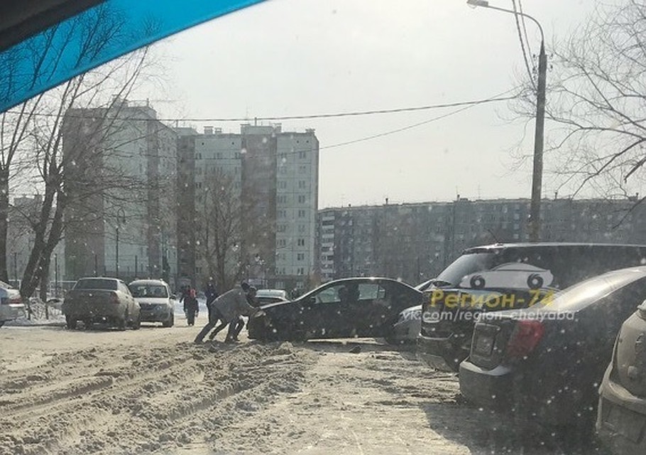 Опять виноваты зима и снег? Фото: социальные сети.