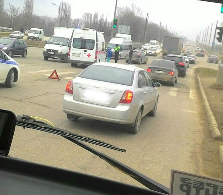 Авария произошла на улице Героев Сталинграда. Фото: Вконтакте/"Автопартнер Крым"/Джамал Дорохов