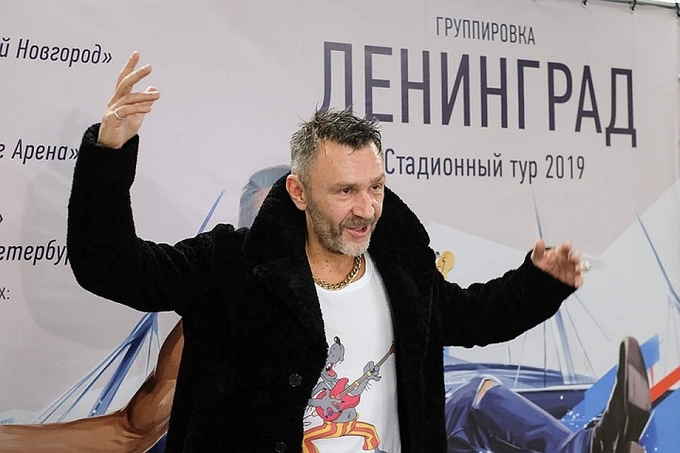 Шнуру тоже не удалось улететь из Питера.