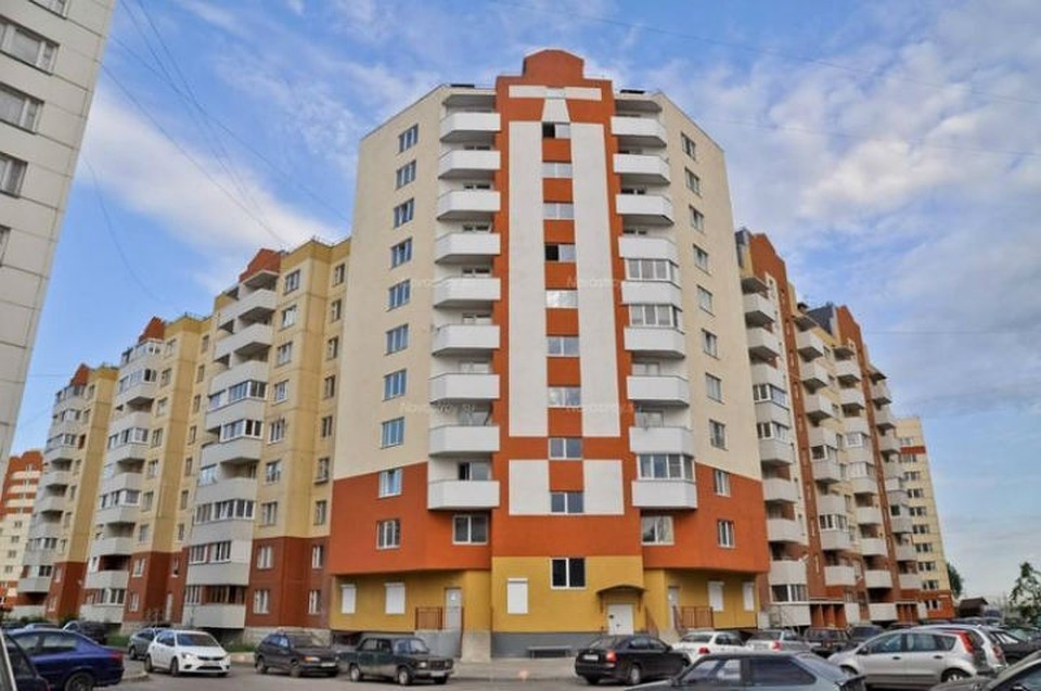 Два корпуса "Ленсоветовского" ждут новоселов.
