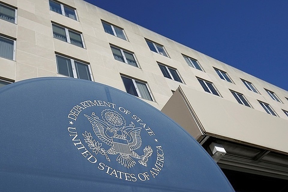 Представитель госдепартамента США сообщил, что Вашингтон отозвал визы у 340 граждан Венесуэлы
