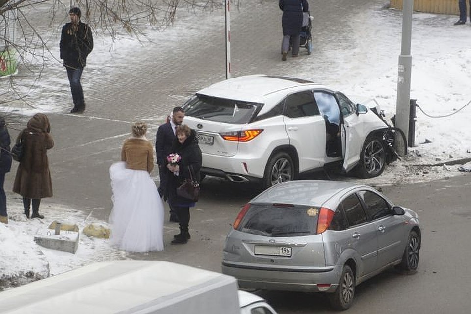 Lexus не подлежит восстановлению