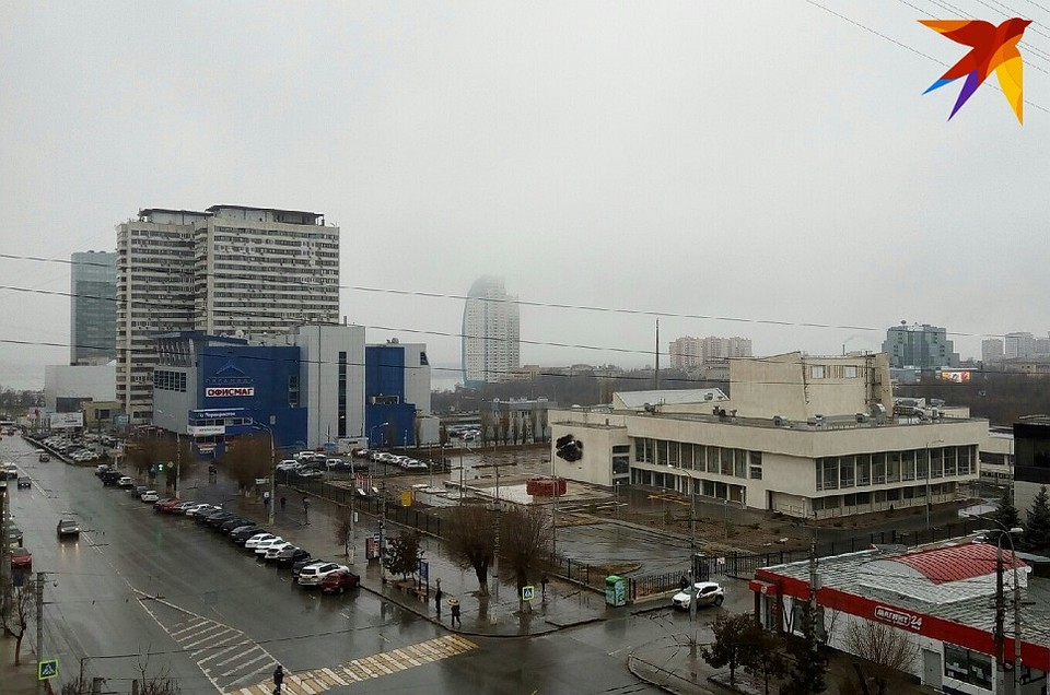 В воскресенье, 17 марта, будет не только пасмурно, но и дождливо.
