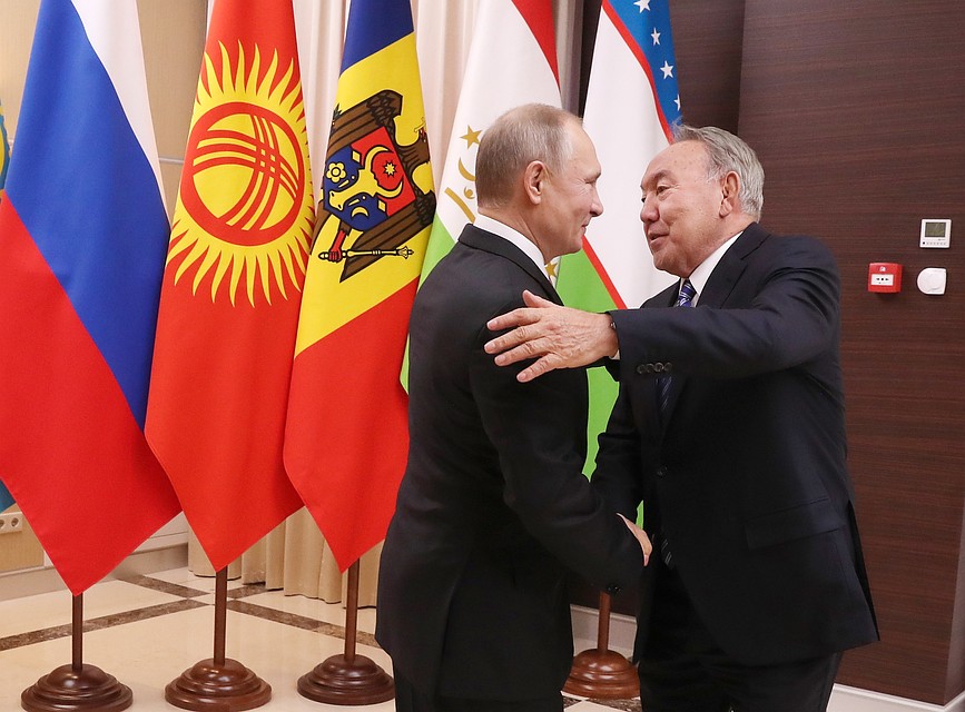 26 декабря 2017. Президент РФ Владимир Путин и президент Казахстана Нурсултан Назарбаев во время неформальной встречи глав государств СНГ в резиденции Ново-Огарево. Фото Валерий Шарифулин/ТАСС