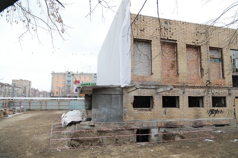 В Красноярске началась реставрация бывшего кинотеатра «Родина»