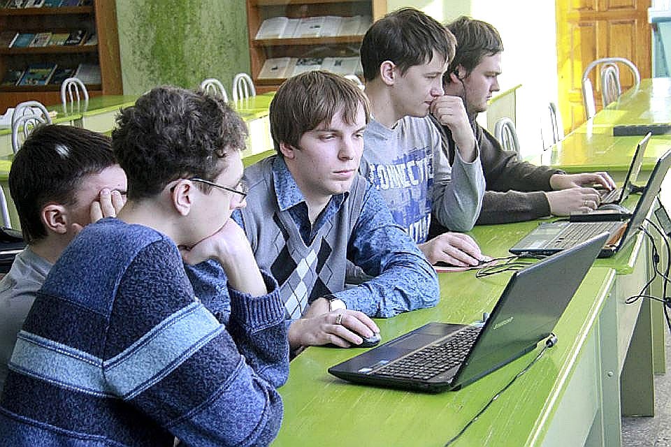 Власти Финляндии выплачивают ссуды за прилежных студентов.