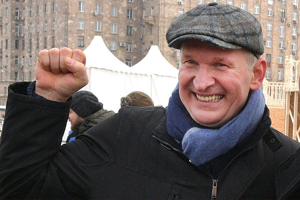 Звезда сериала "Сваты" уточнил, что ему удалось полностью оправиться от последствий инсульта годичной давности