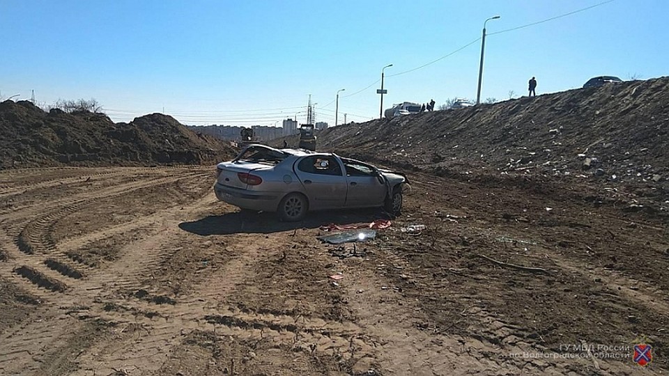 Водитель не справился с управлением и улетел в кювет.