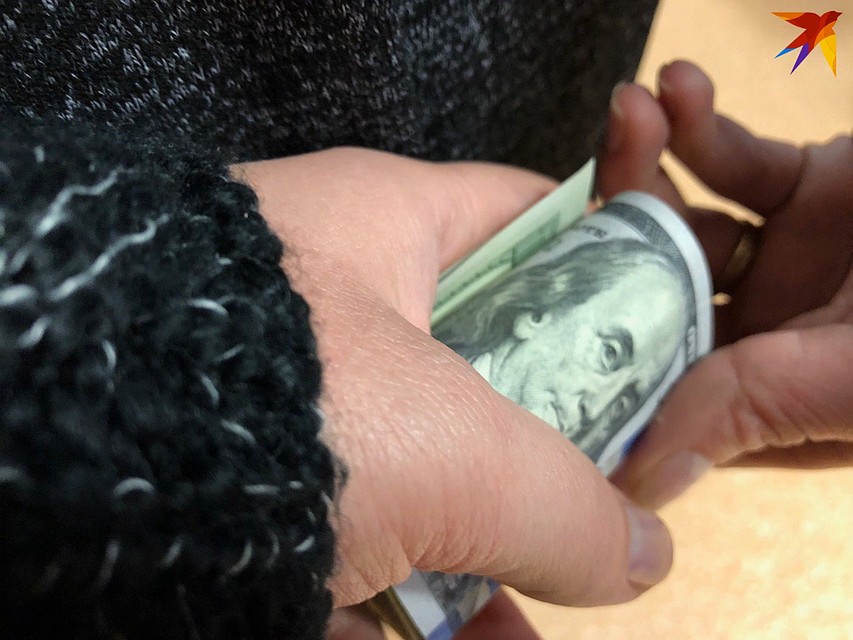 За получение взяток задержан работник РНПЦ