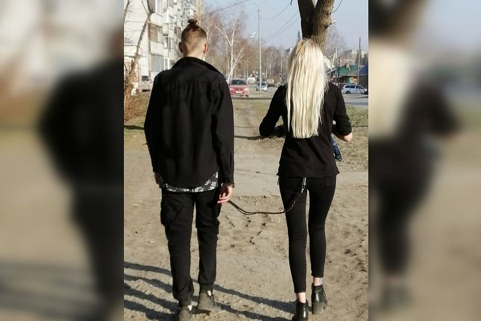В Бердске можно было встретить вот такую парочку на прогулке. Фото: vk.com/berdsk_online.