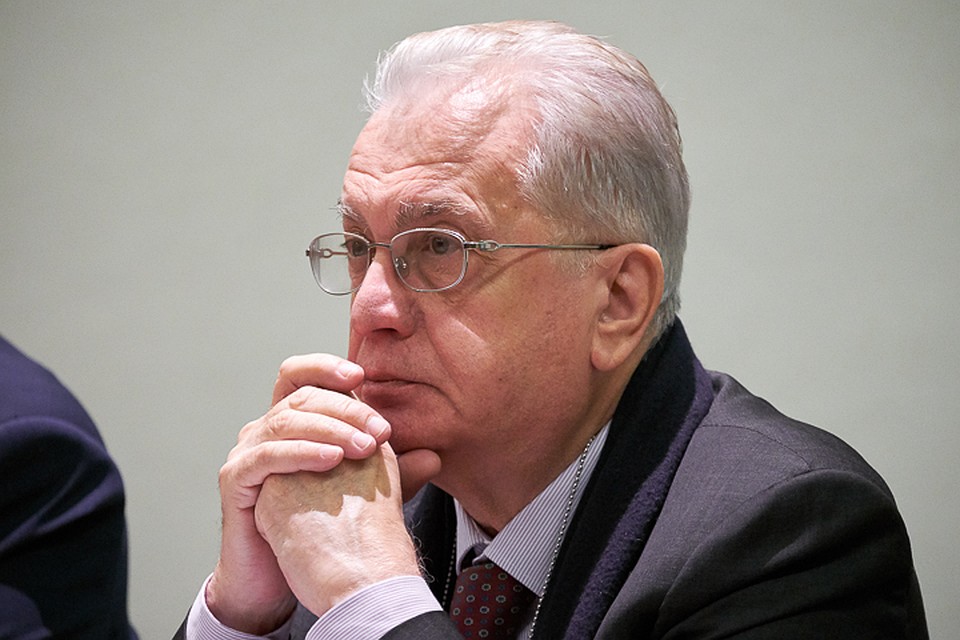 Пиотровский читает, что в Петербурге не нужен государственный музей современного искусства