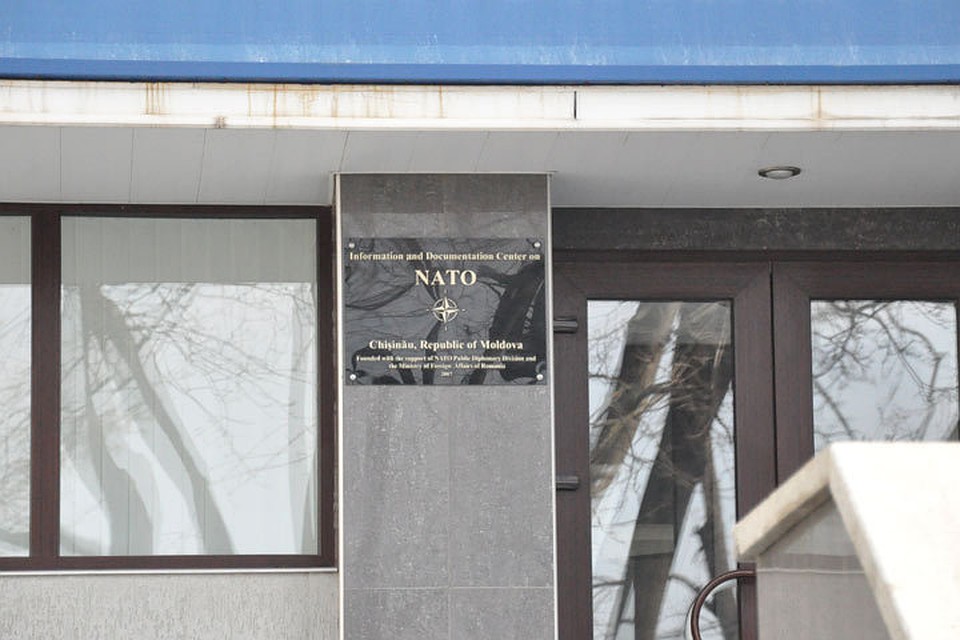 Cогласно опросам, менее 30% граждан поддерживают вступление Молдовы в НАТО