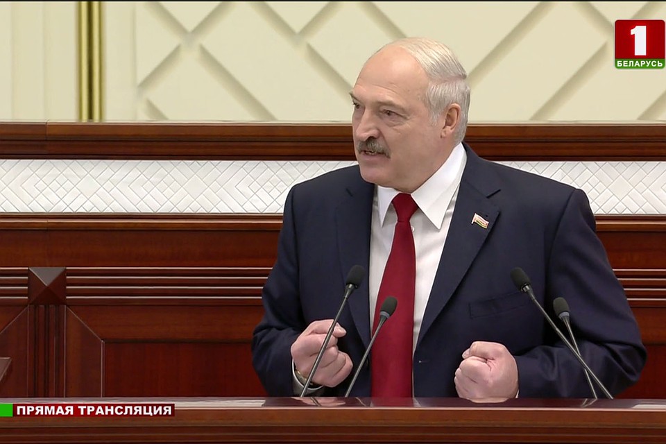 Александр Лукашенко обратился с Посланием к белорусскому народу. Фото: кадр видео / Беларусь 1