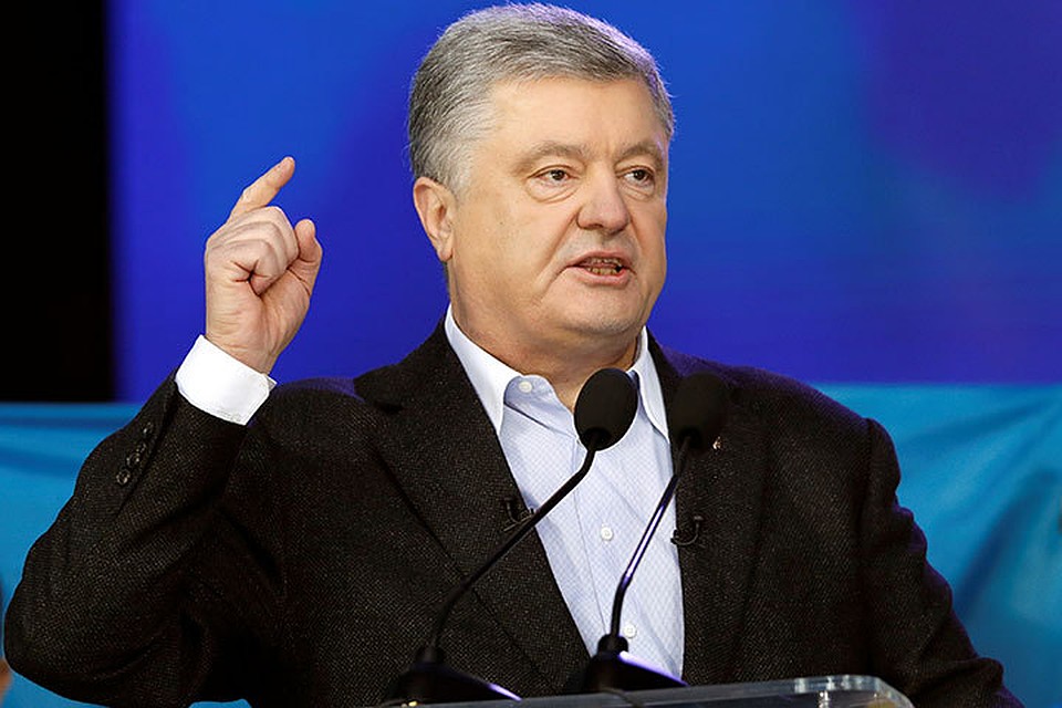 Сразу после дебатов на стадионе "Олимпийский" президент Украины провел телефонные переговоры с Майклом Помпео