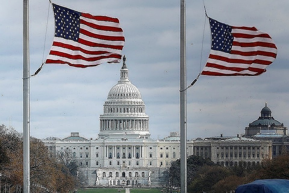 США будут вводить санкции против Ирана, пока тот не сядет за стол переговоров