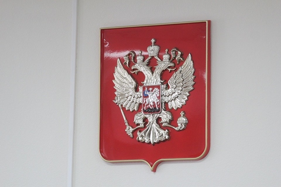 Двое рабочих разбились насмерть, упав с 40-метровой высоты в шахте в Бурятии.