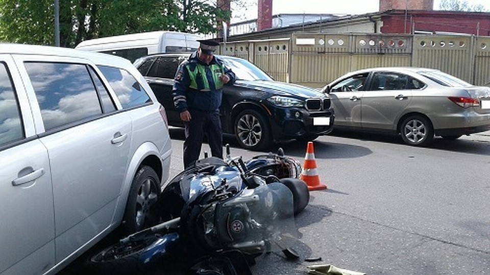Байкер имел преимущество в движении, но это ему не помогло.