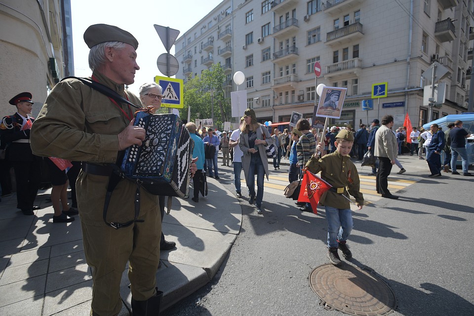 Шествие Бессмертного полка 9 мая 2019 года началось в Москве