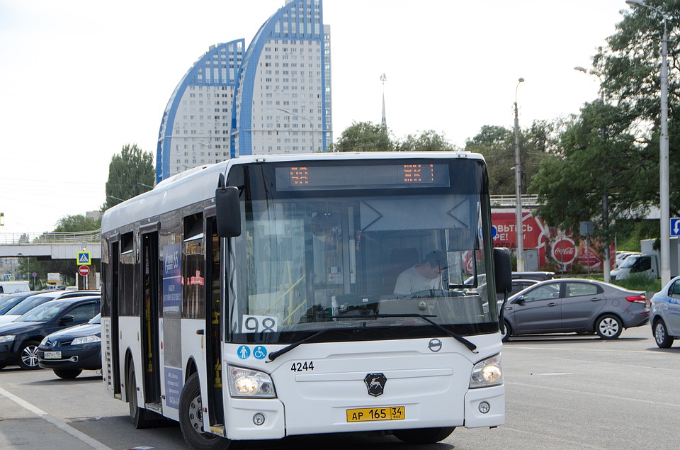 Автобусы №98 поменяли перевозчика.
