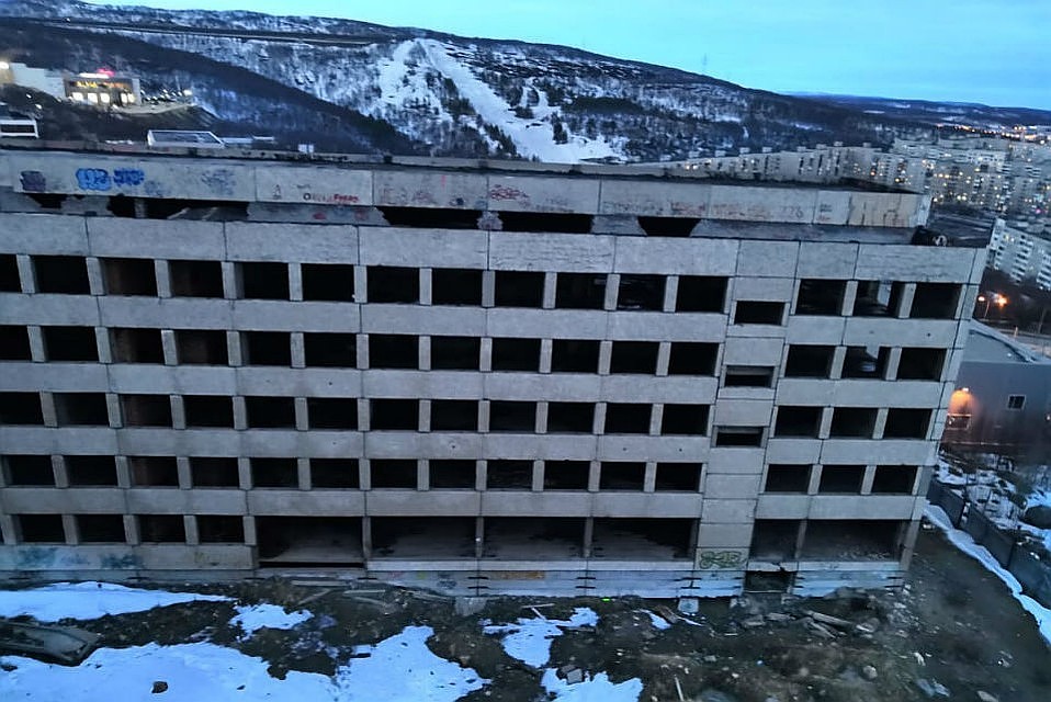 После падения школьник был жив, но врачи не смогли его спасти. Фото: следственный комитет Мурманской области.
