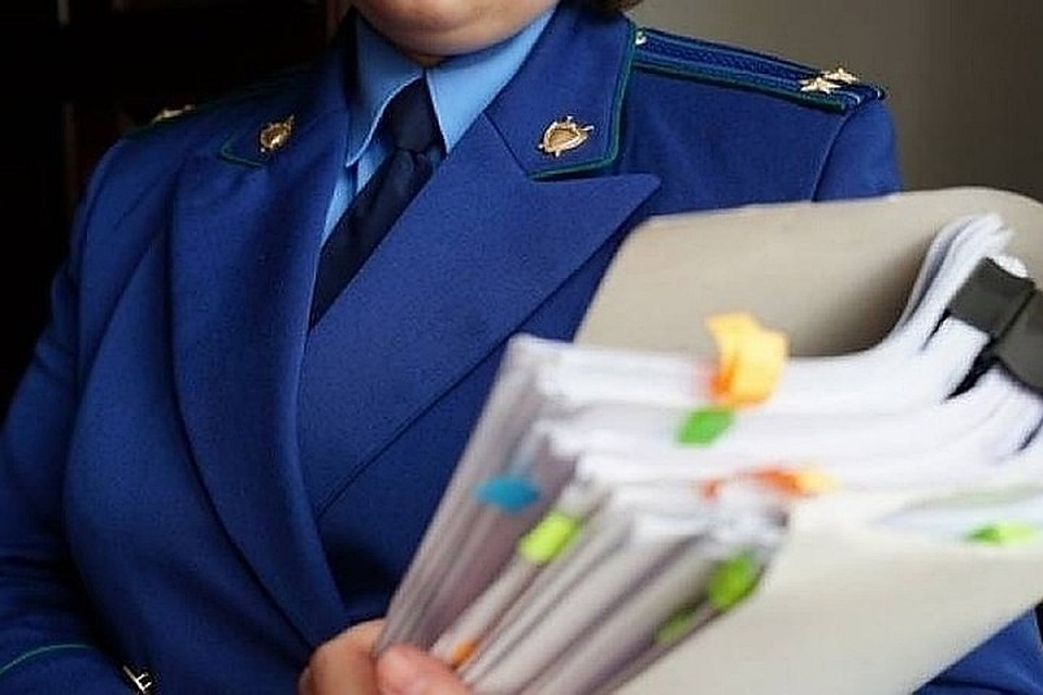 Шестерых работников управляющей компании, не оградивших яму, в которую упал ребенок, наказали Иркутске.