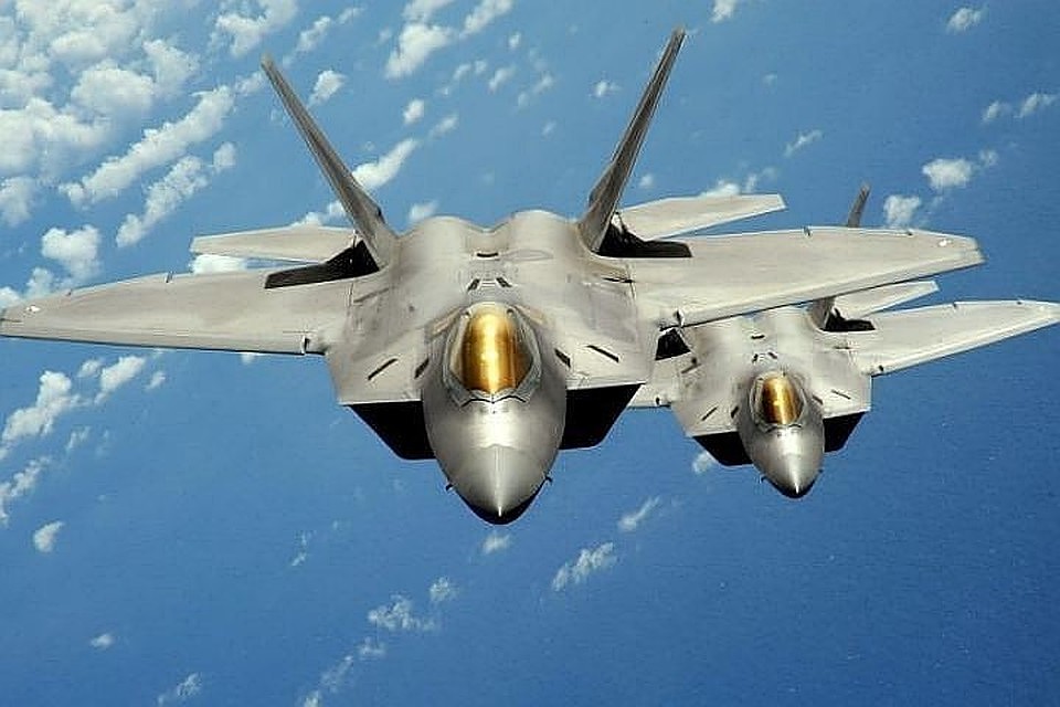 Истребители F-22 ВВС США
