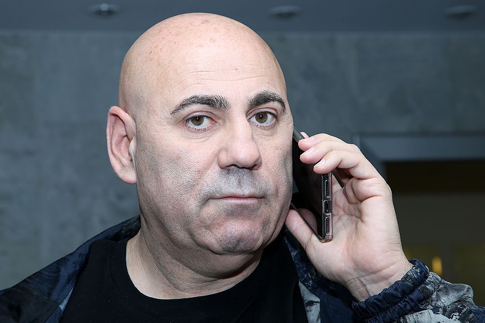 Продюсер Иосиф Пригожин откровенно рассказал о своем служебном романе.