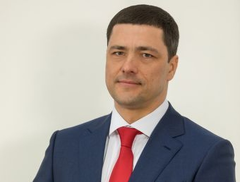 Михаил Ведерников.