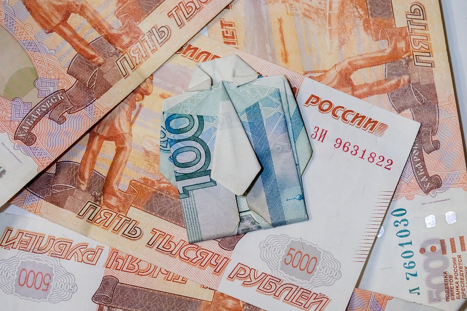В домах банкиров вне закона нашли учредительные документы на полсотни фиктивных фирм.