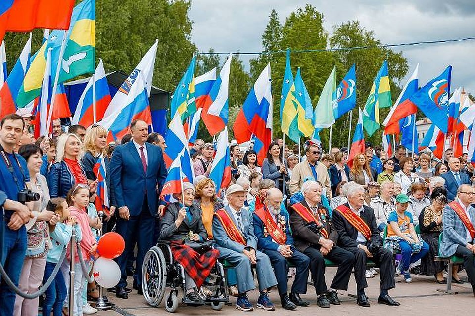 Пять тысяч жителей Ханты-Мансийска приняли участие в мероприятиях в день России. Фото с сайта администрации города Ханты-Мансийск