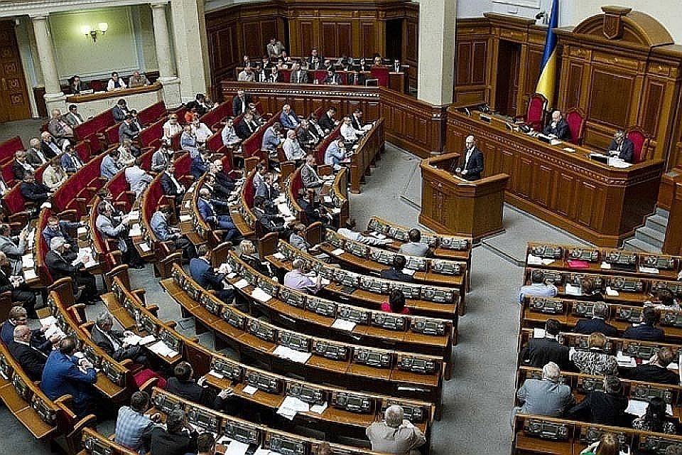 Депутаты Рады приняли свой закон об импичменте.