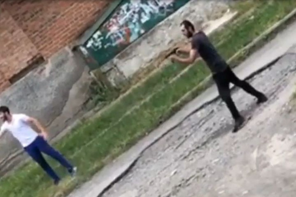 Момент стрельбы.