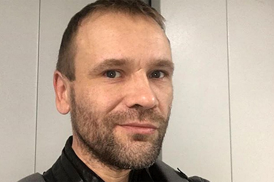 Сейчас телеведущий находится в больнице, он подключен к аппарату искусственной вентиляции легких