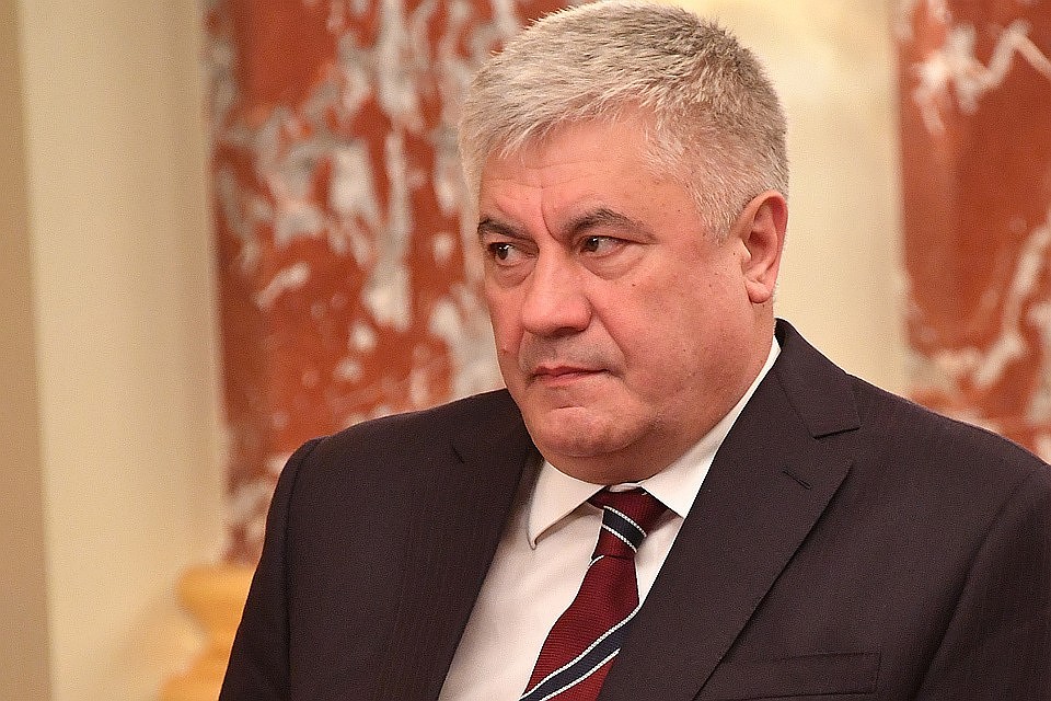 Владимир Колокольцев поручил руководителям Главного Управления собственной безопасности и организационно-штатному Управлению МВД России подготовить предложения о создании в структуре службы собственной безопасности специализированных подразделений