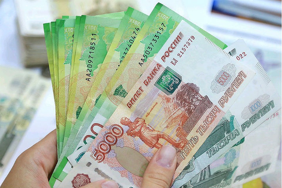 Пенсионерка отдала 1,3 миллиона рублей аферистам, которые обещали компенсацию за лекарства