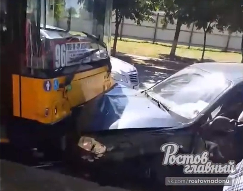 Стоп-кадр из видео группы ВК "Ростов Главный".