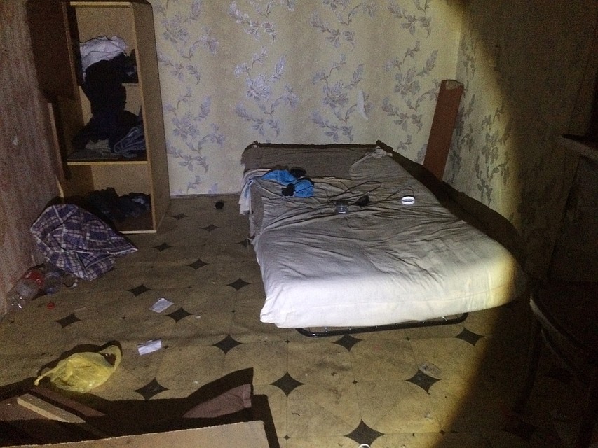 Женщина оказалась в окружении недобропорядочных соседей
