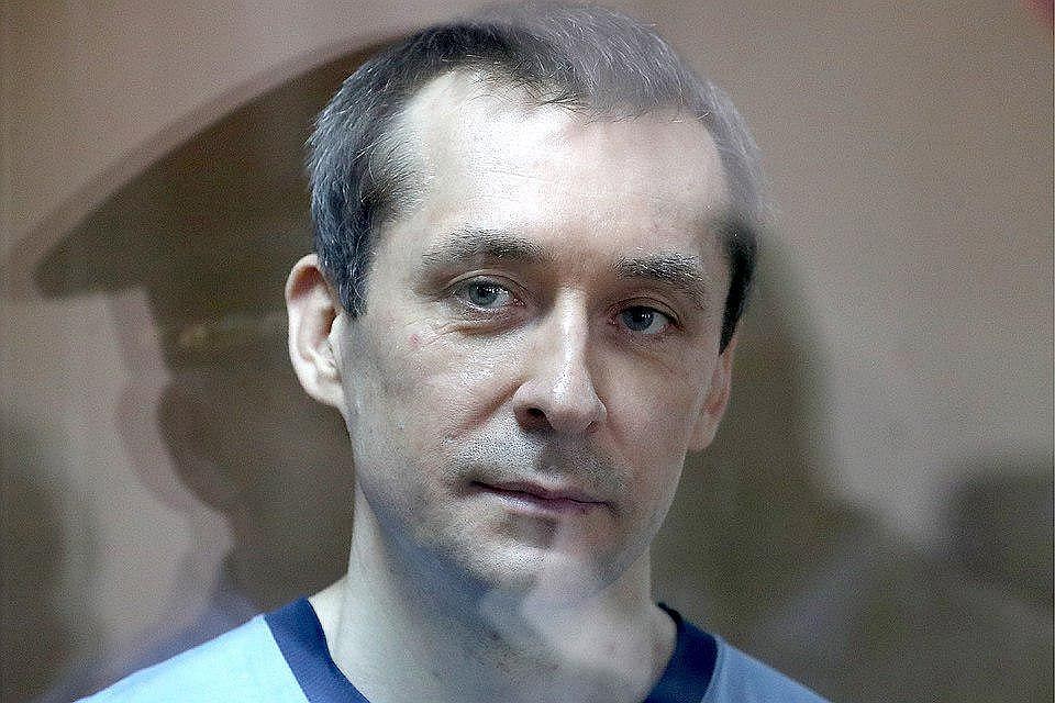 Бывший полковник МВД России Дмитрий Захарченко во время оглашения приговора в Пресненском районном суде, 10 июня 2019 г. Фото Сергей Савостьянов/ТАСС