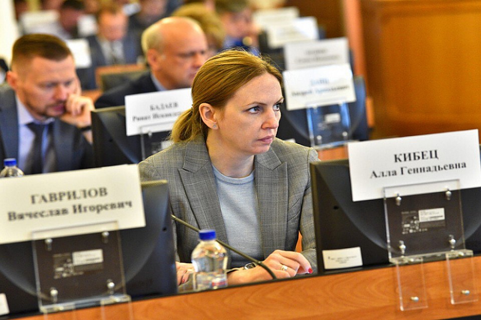 Муниципалитет не будет согласовывать заключение трудового договора с первым заместителем мэра